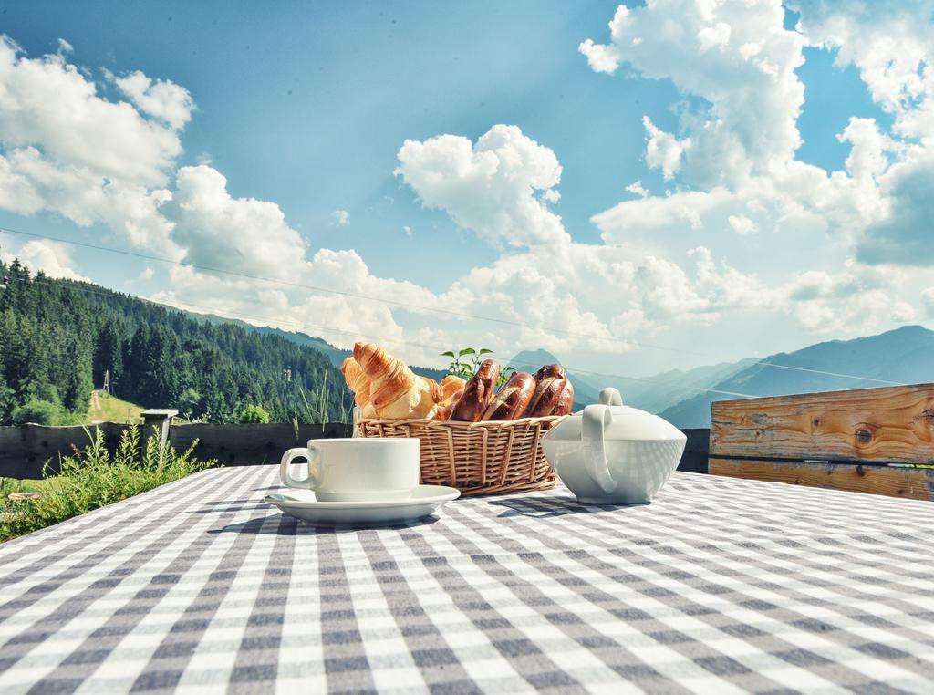 Maierl-Alm & Maierl-Chalets Kirchberg in Tirol Bagian luar foto